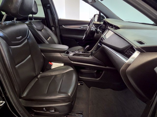 Certified 2023 Cadillac XT6 Luxury AWD/4WD image 18