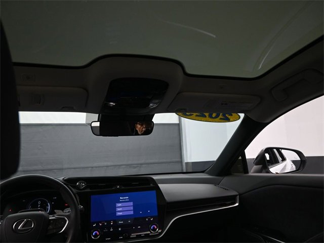 Certified 2023 Lexus RZ 450e Premium image 24