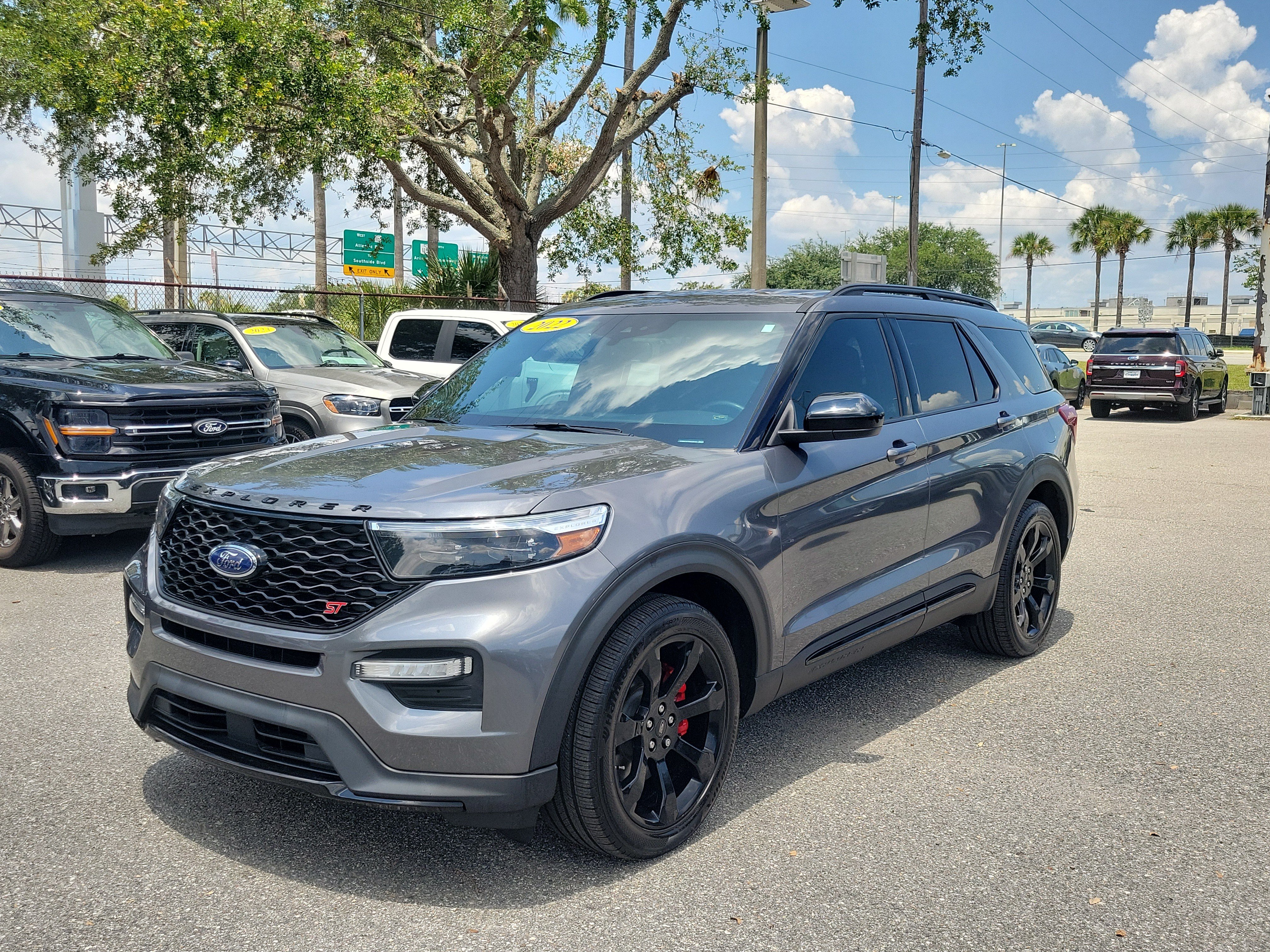Used 2022 Ford Explorer ST w/ ST Street Pack RWD image 1