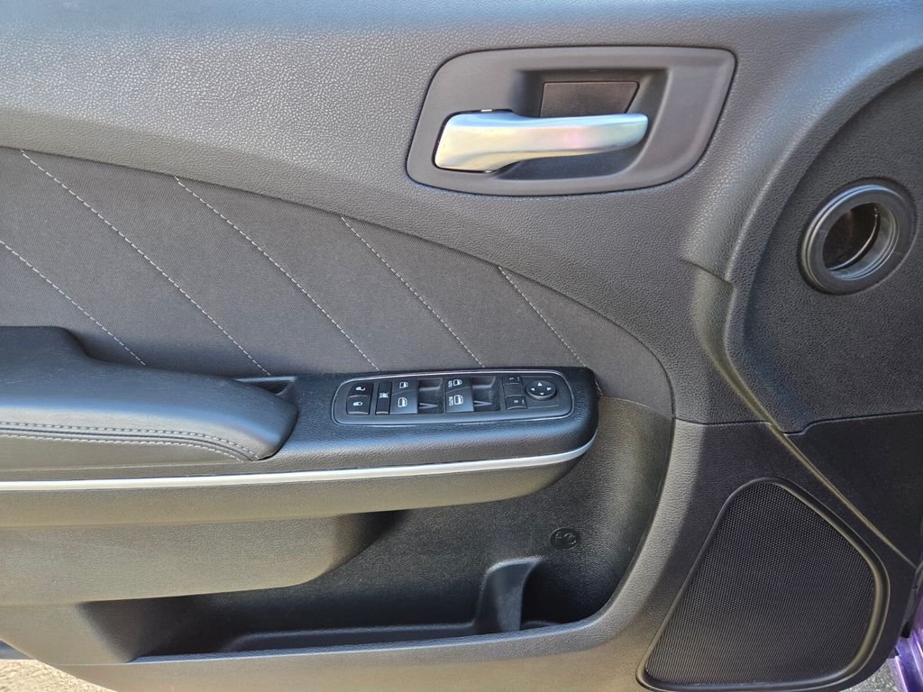 Used 2023 Dodge Charger SXT AWD/4WD image 22