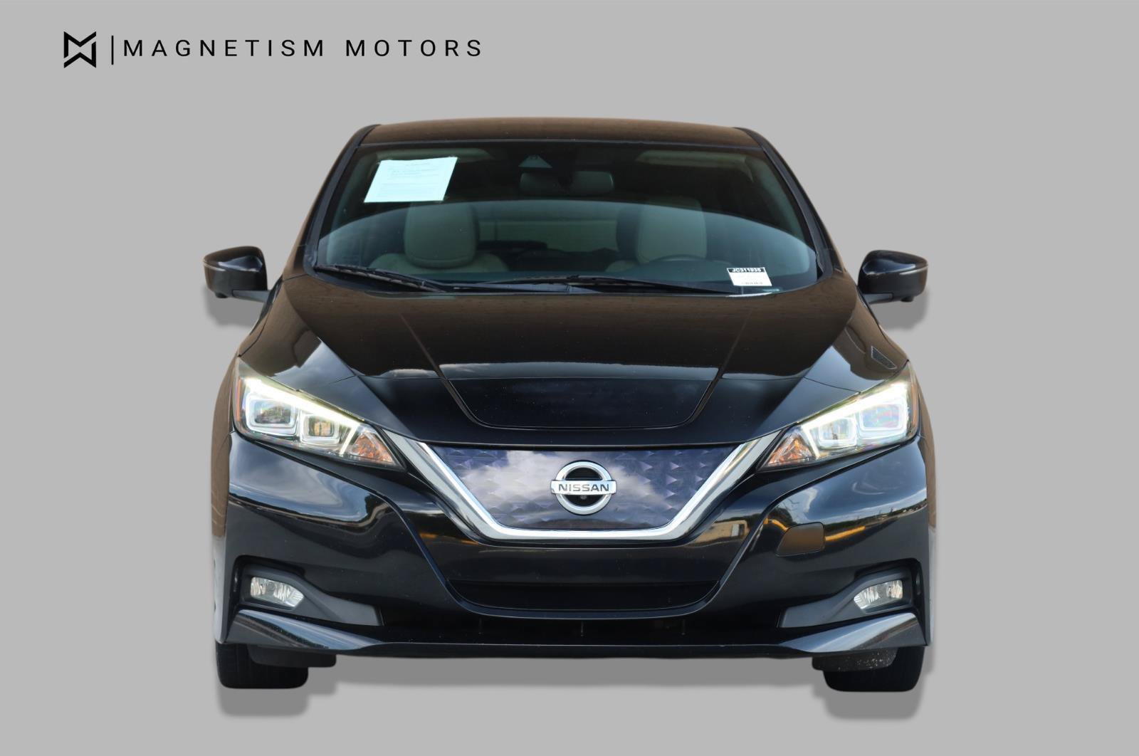 Used 2018 Nissan Leaf SL w/ SL Technology Package FWD image 5