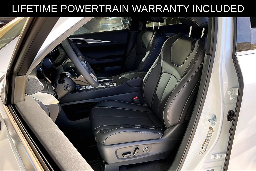 Certified 2026 INFINITI QX60 Luxe w/ Cargo Package FWD image 17