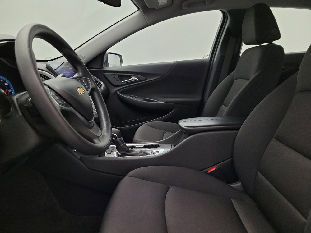 Used 2024 Chevrolet Malibu LT image 17