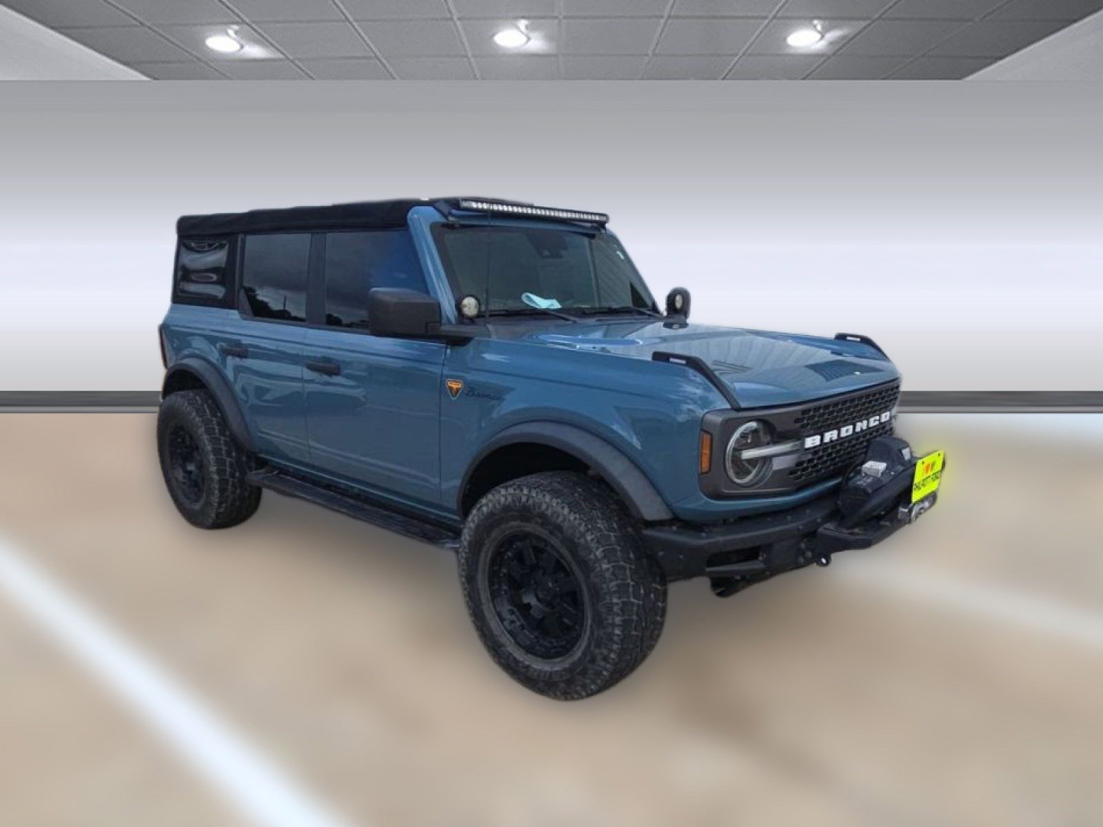 Used 2022 Ford Bronco Badlands image 6