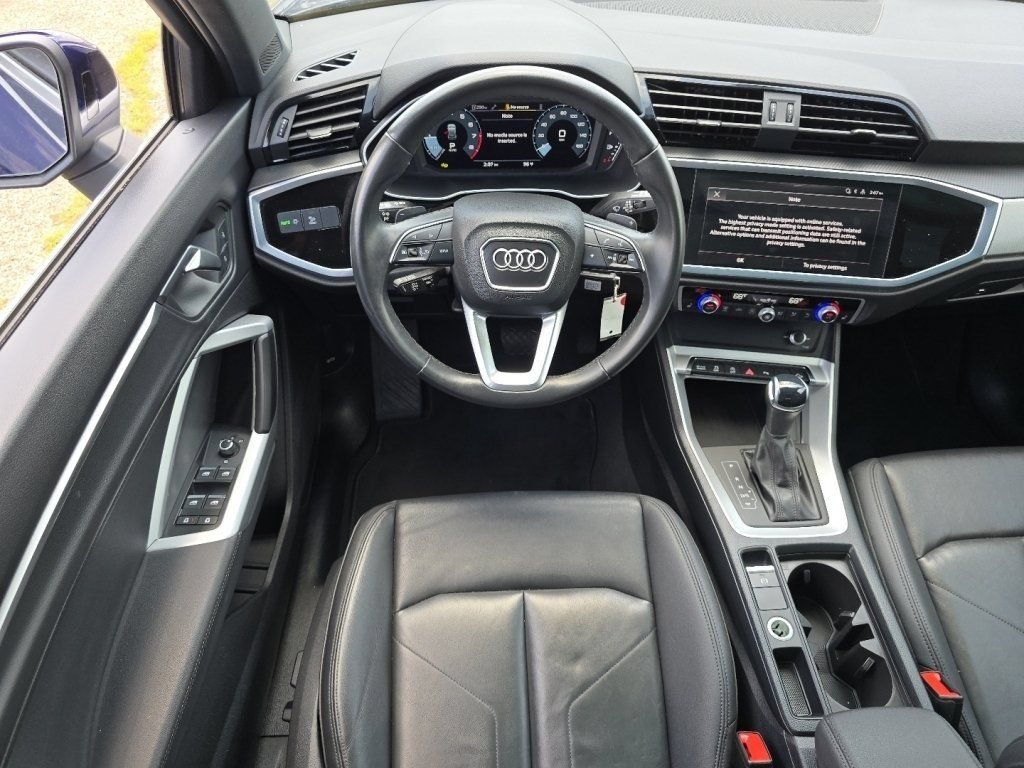Used 2025 Audi Q3 2.0T Premium AWD/4WD image 27