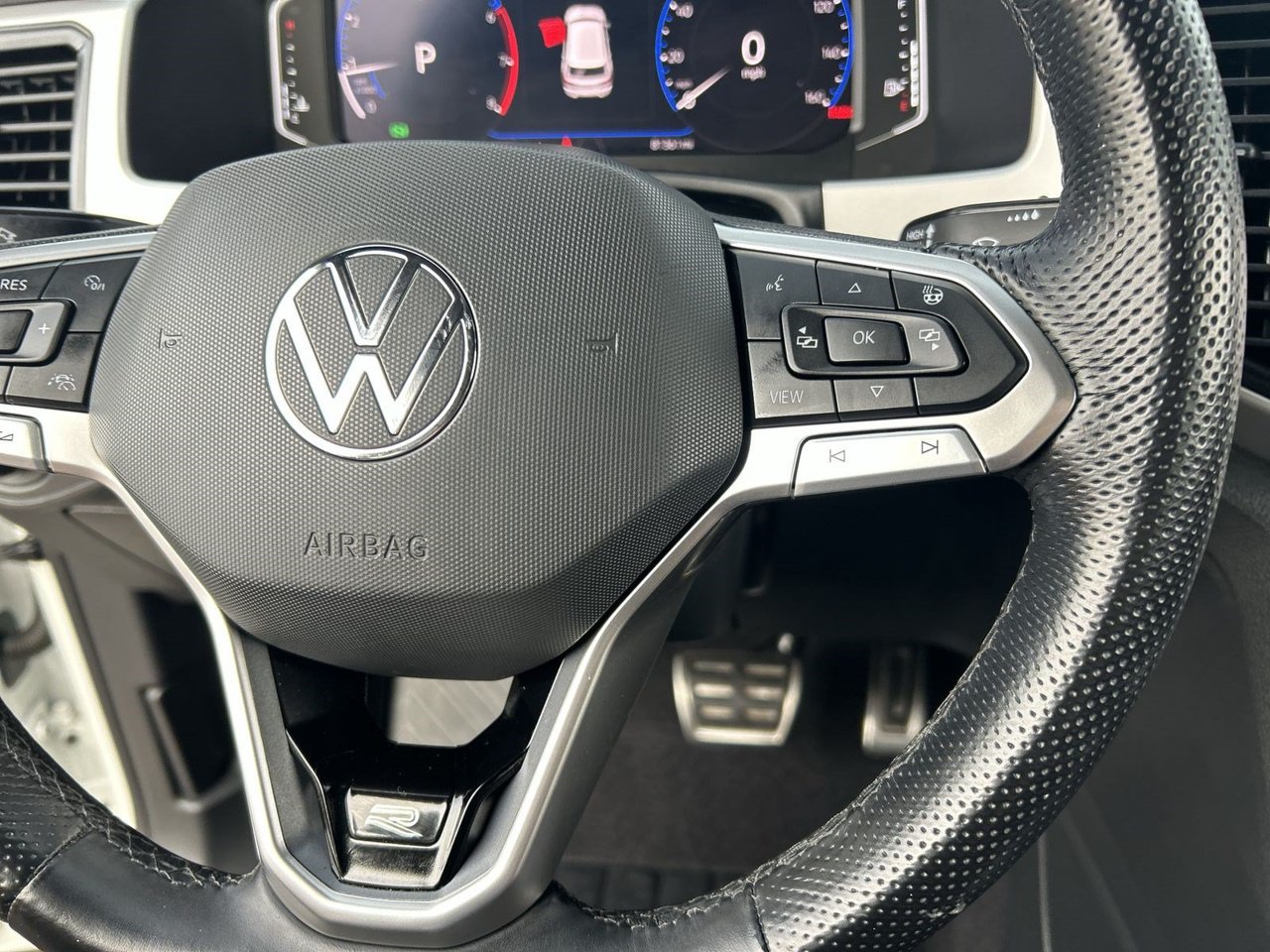 Used 2021 Volkswagen Atlas Cross Sport SEL Premium R-Line AWD/4WD image 22