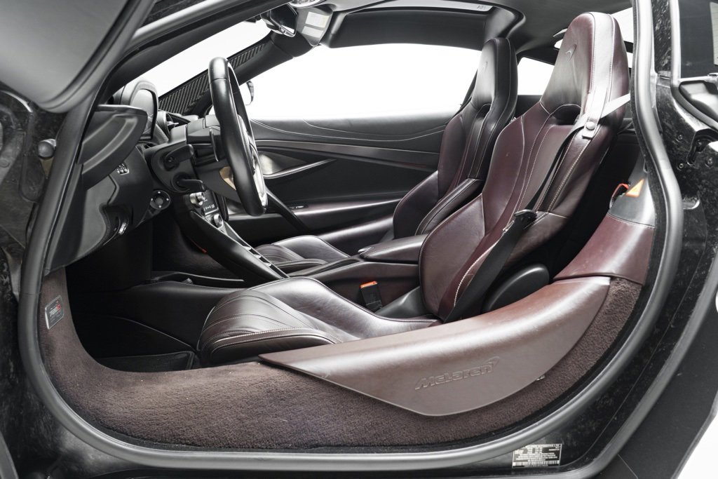 Used 2018 McLaren 720S Performance image 21