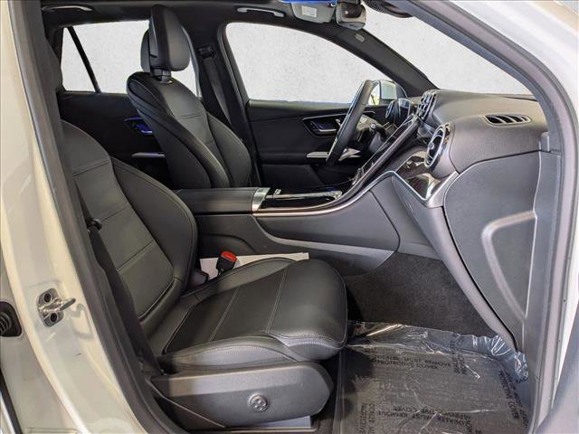 Used 2026 Mercedes-Benz GLC 300 4MATIC image 21