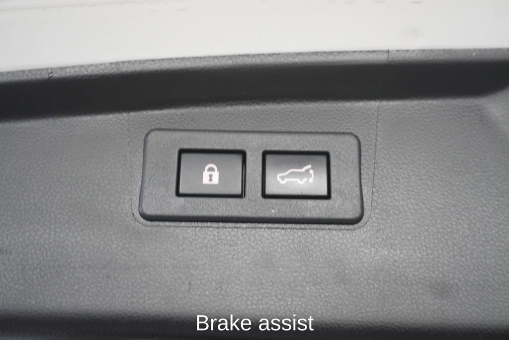 Used 2024 Subaru Outback Premium image 6