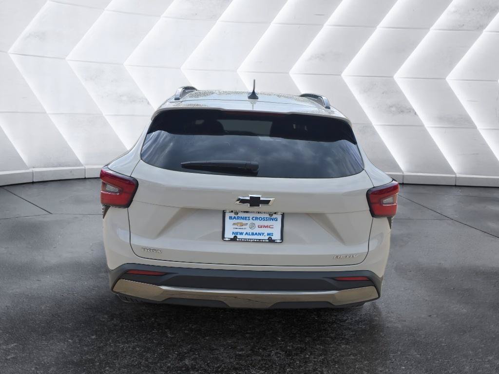 New 2026 Chevrolet Trax ACTIV w/ Driver Confidence Package FWD image 6