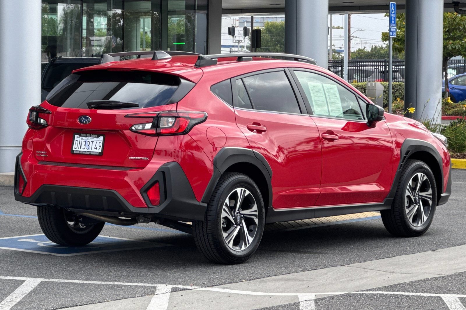 Certified 2025 Subaru Crosstrek 2.5i Premium AWD/4WD image 4