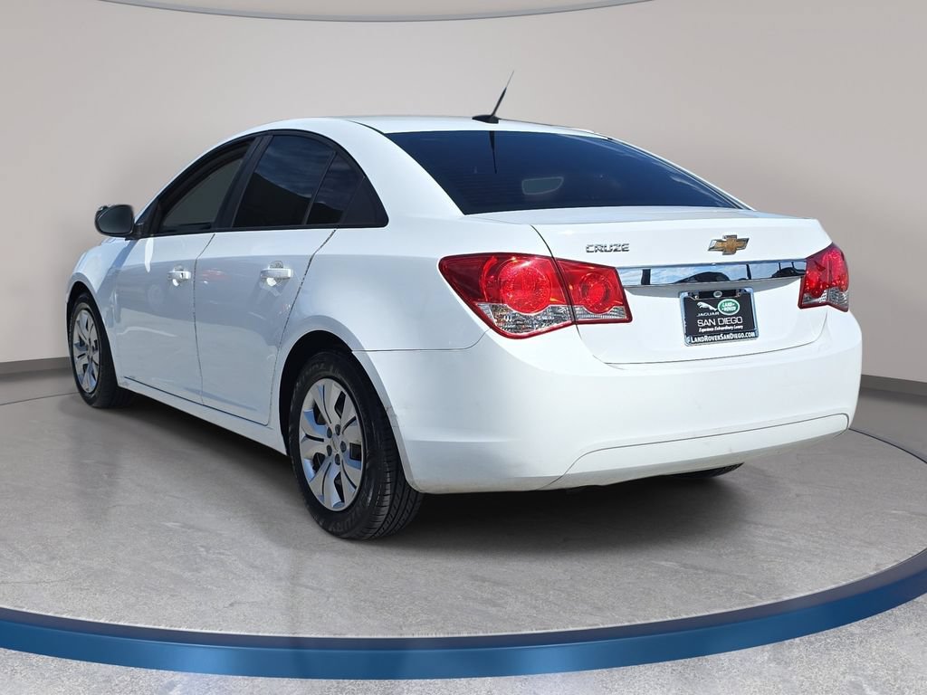 Used 2014 Chevrolet Cruze LS FWD image 8