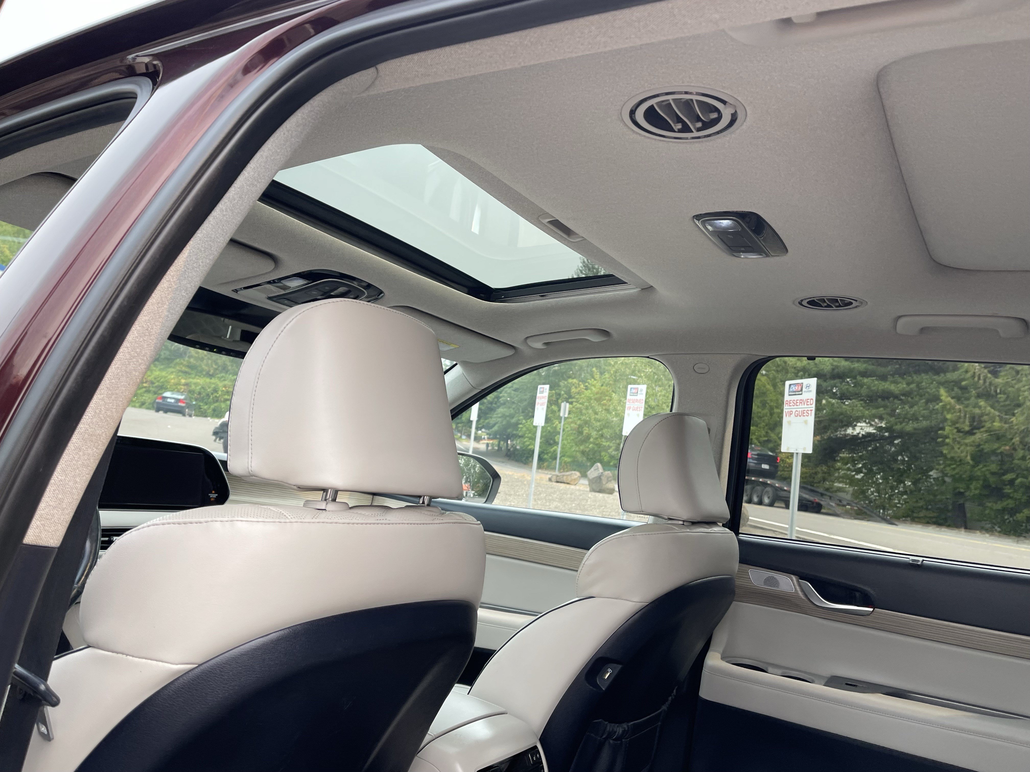 Used 2021 Hyundai Palisade Limited AWD/4WD image 16