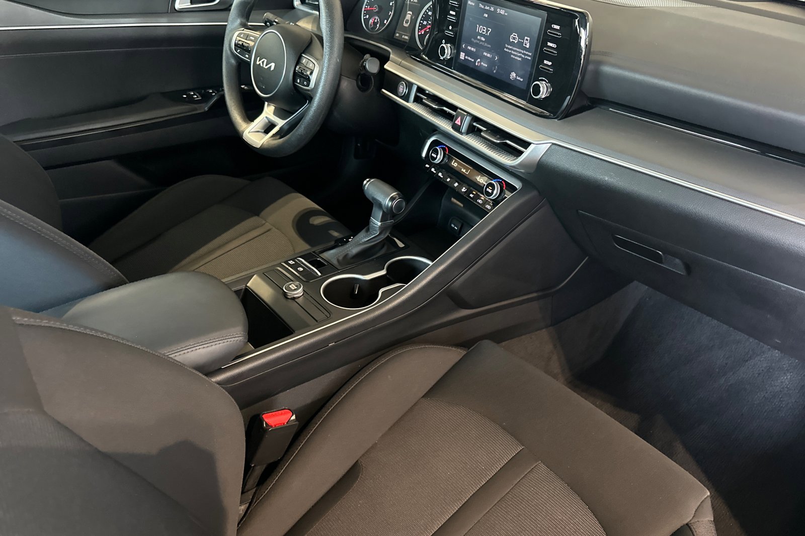 Used 2023 Kia K5 LXS image 15