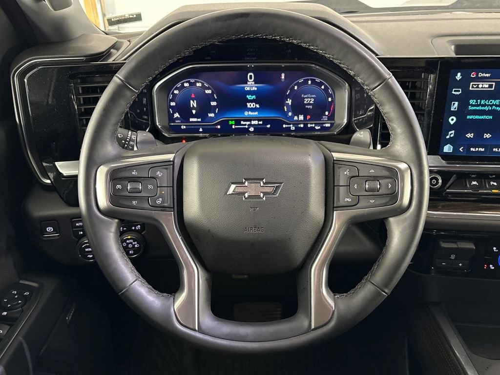 Used 2025 Chevrolet Silverado 1500 LT Trail Boss w/ Convenience Package II AWD/4WD image 24