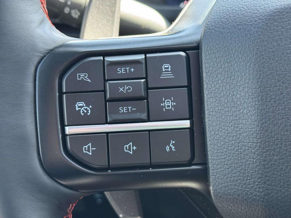 Used 2025 Ford F150 Raptor AWD/4WD image 29