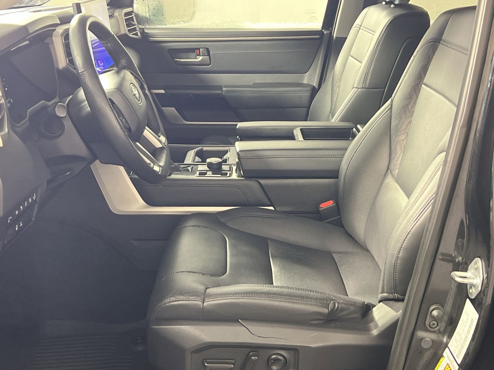 Used 2024 Toyota Tundra Limited image 13