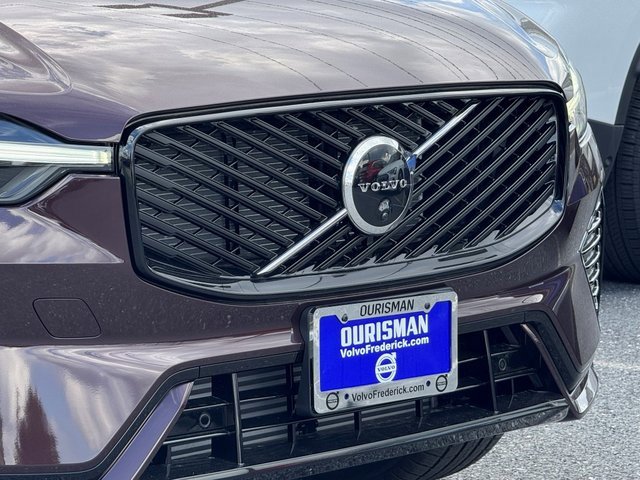 New 2026 Volvo XC60 T8 Ultra w/ Climate Package image 2