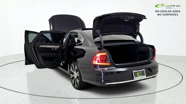 Used 2023 Volvo S90 B6 Plus AWD/4WD image 17