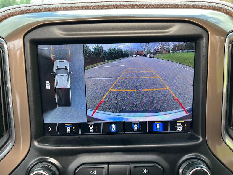 Used 2020 Chevrolet Silverado 3500 High Country w/ Technology Package image 18