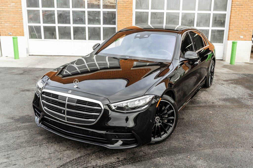 Used 2022 Mercedes-Benz S 500 4MATIC image 2