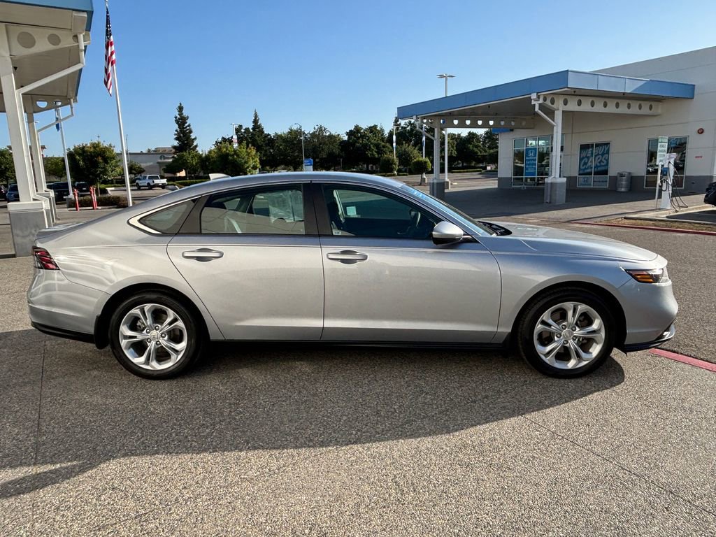 Used 2023 Honda Accord LX image 4