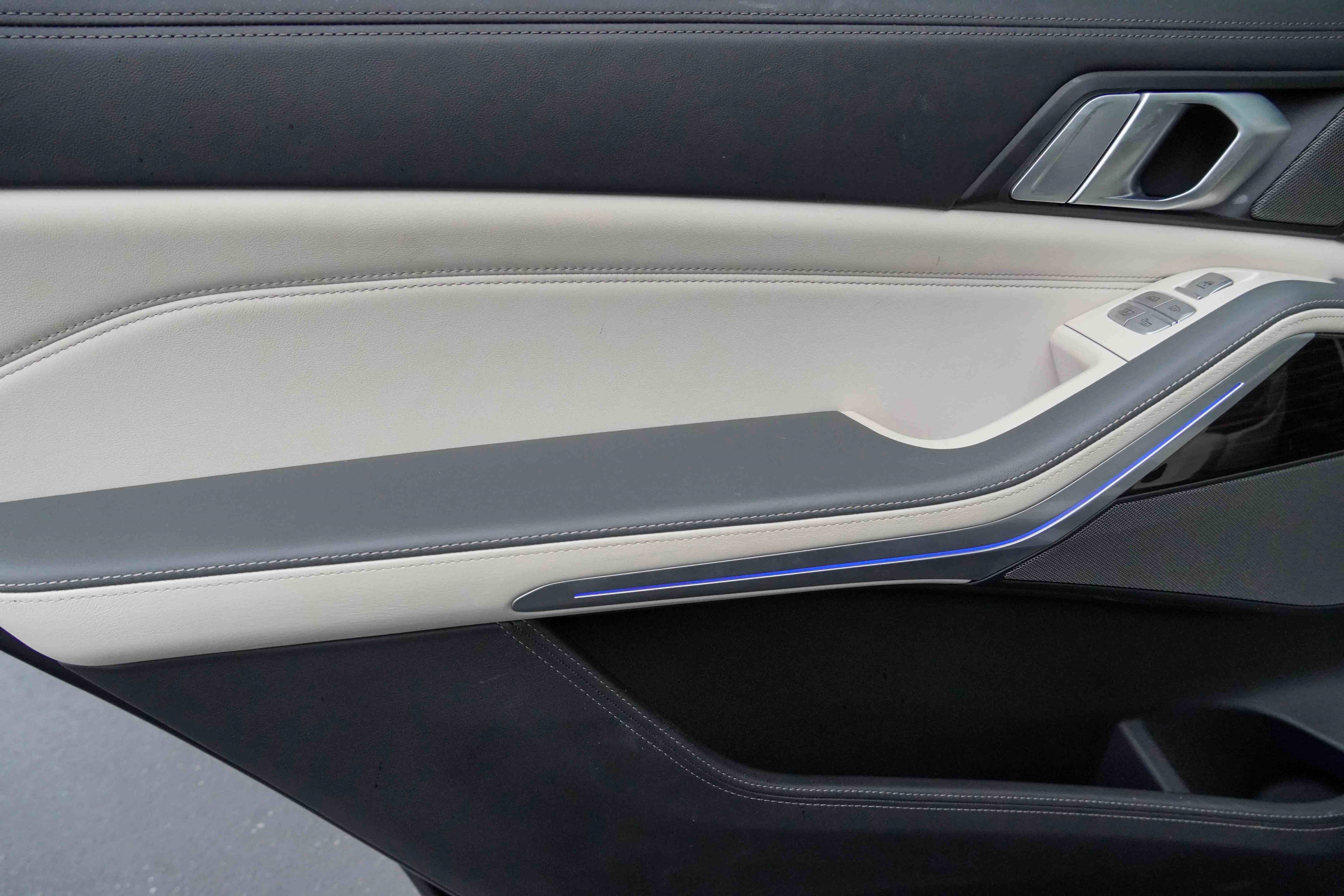 Certified 2023 BMW X7 xDrive40i w/ M Sport Package image 33