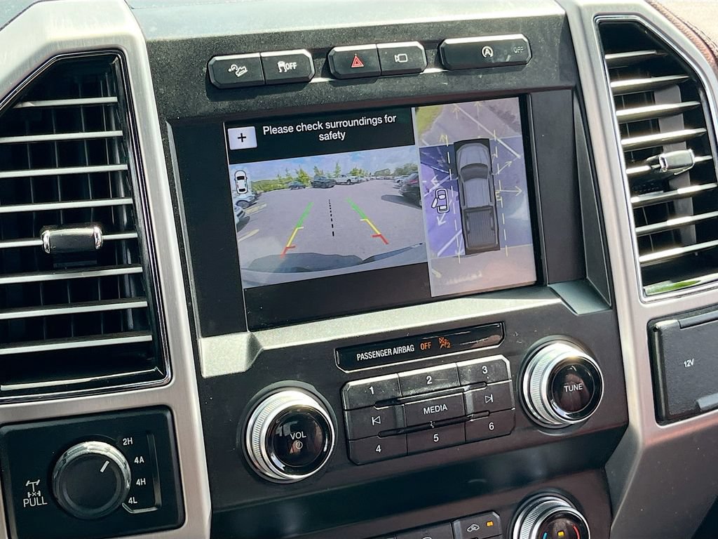 Used 2019 Ford F150 Platinum w/ Equipment Group 701A Luxury AWD/4WD image 14
