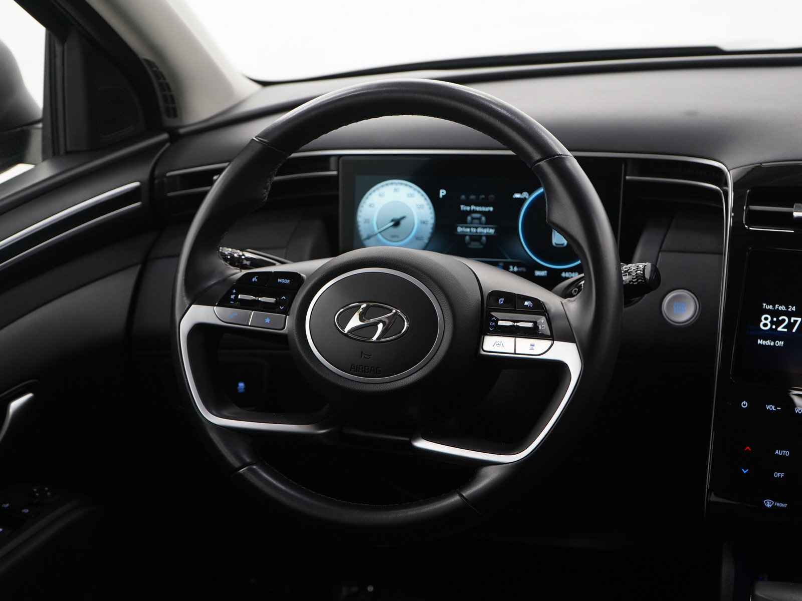 Used 2024 Hyundai Tucson SEL w/ Convenience Package image 14