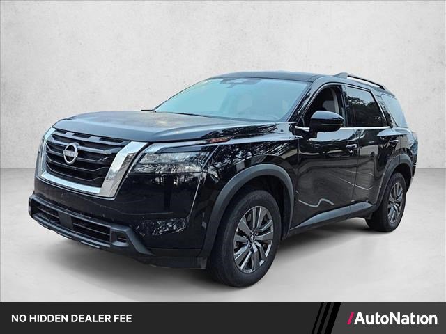 Used 2025 Nissan Pathfinder SV FWD image 1