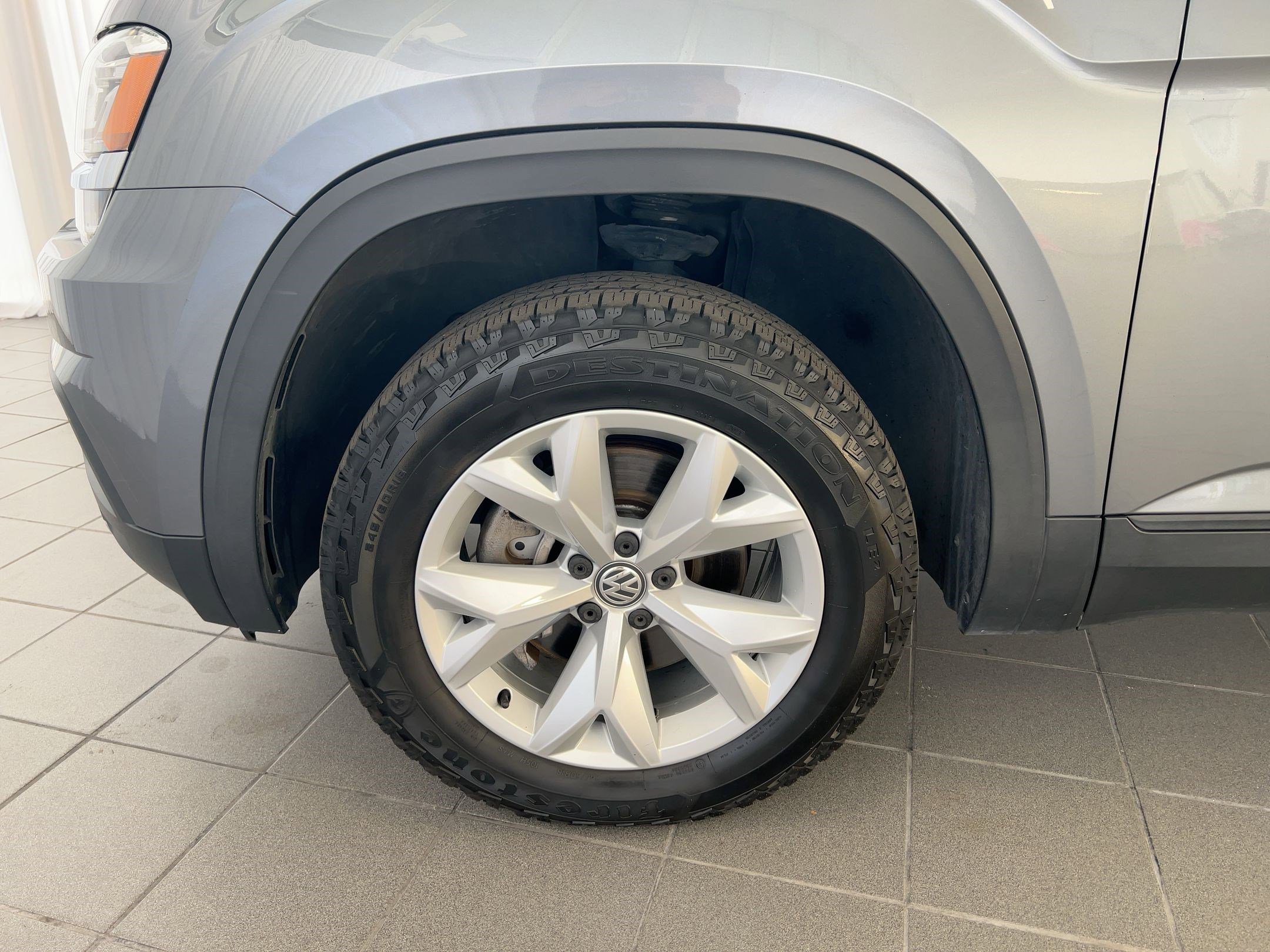 Used 2019 Volkswagen Atlas SE w/ Towing Package image 12