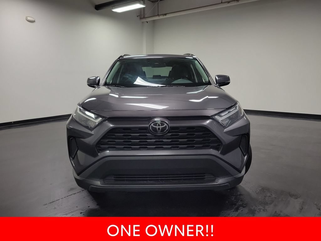 Used 2023 Toyota RAV4 XLE w/ Convenience Package AWD/4WD image 3