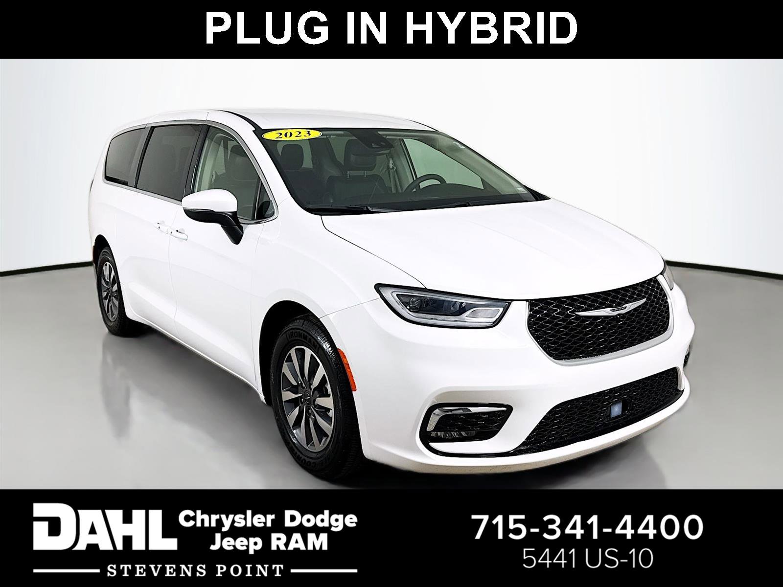 Used 2023 Chrysler Pacifica Touring-L