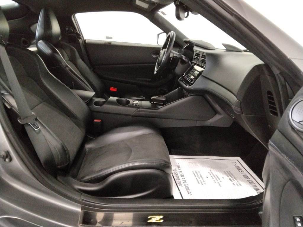 Used 2024 Nissan Z Performance w/ Floor Mat Package image 36