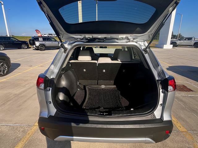 Used 2023 Toyota Corolla Cross LE FWD image 5