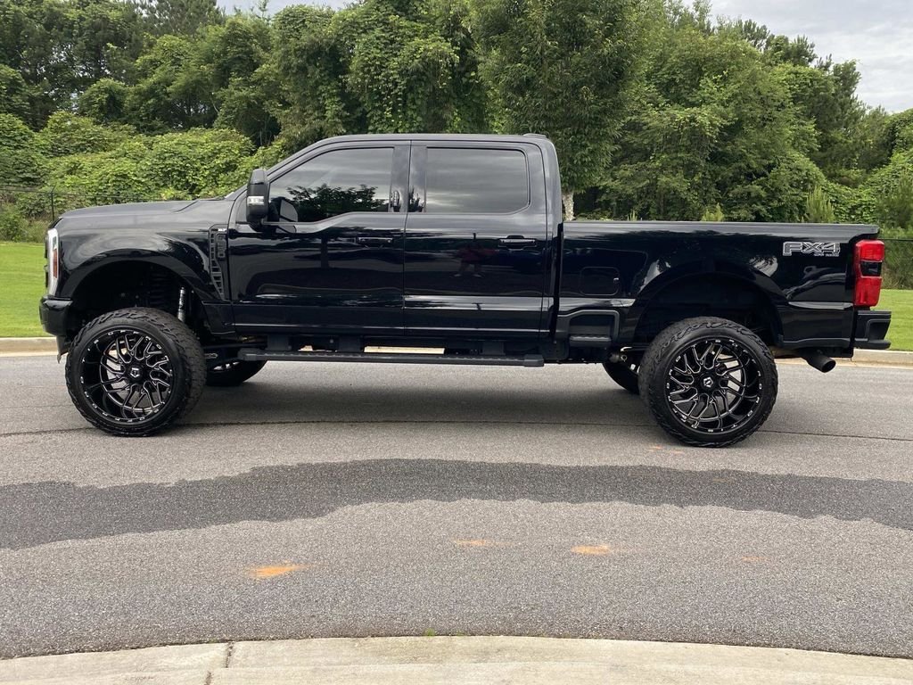 Used 2024 Ford F250 XLT w/ Black Appearance Package AWD/4WD image 7