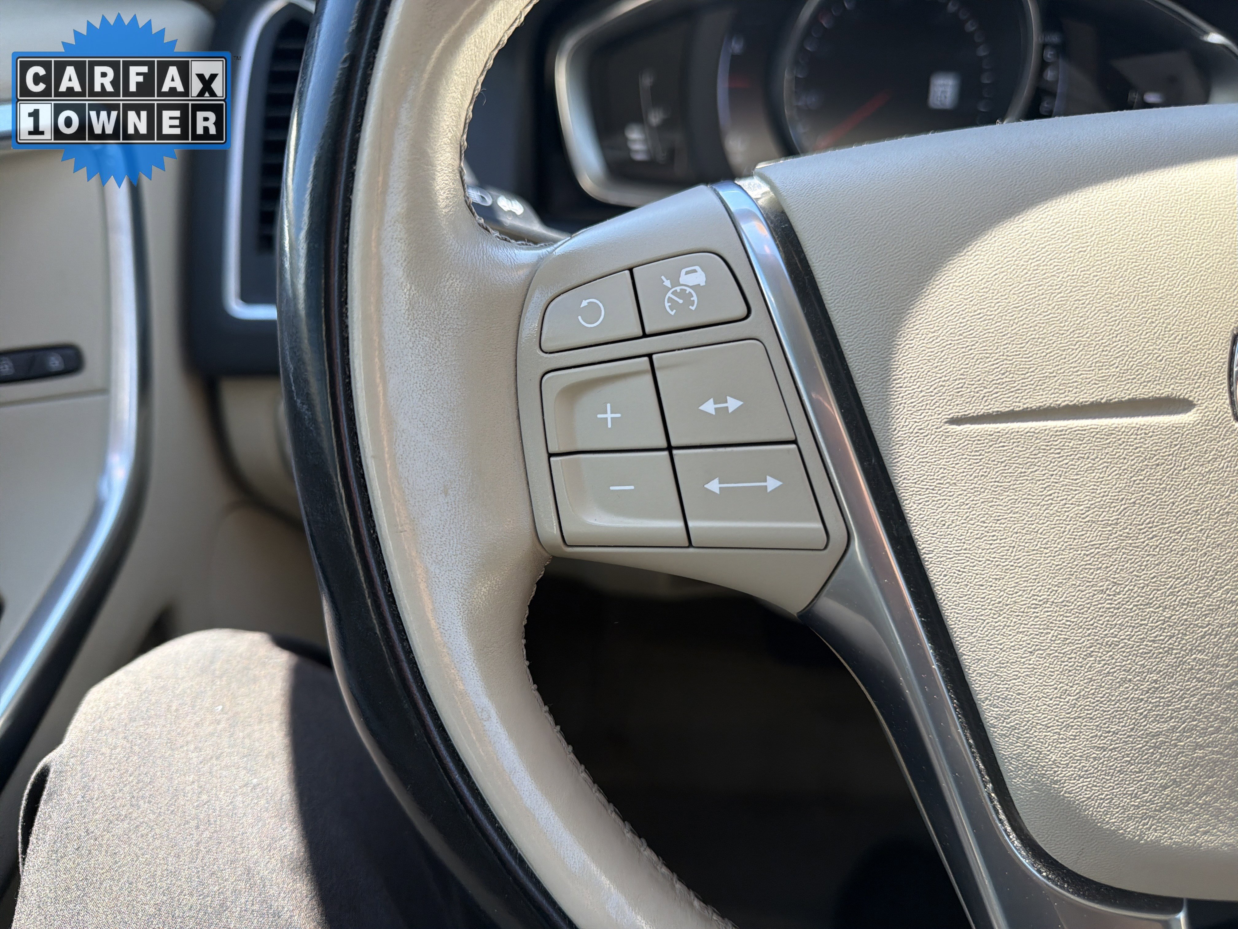 Used 2016 Volvo XC60 T5 Platinum w/ Climate Package FWD image 34