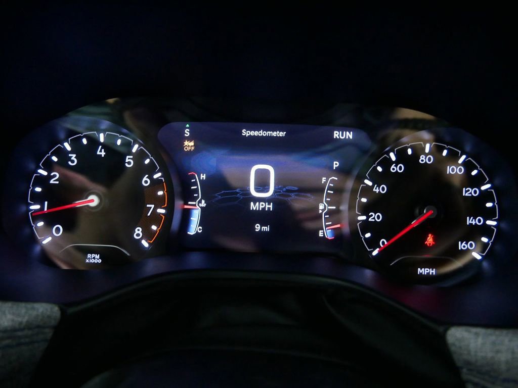 Used 2024 Jeep Compass Latitude image 50