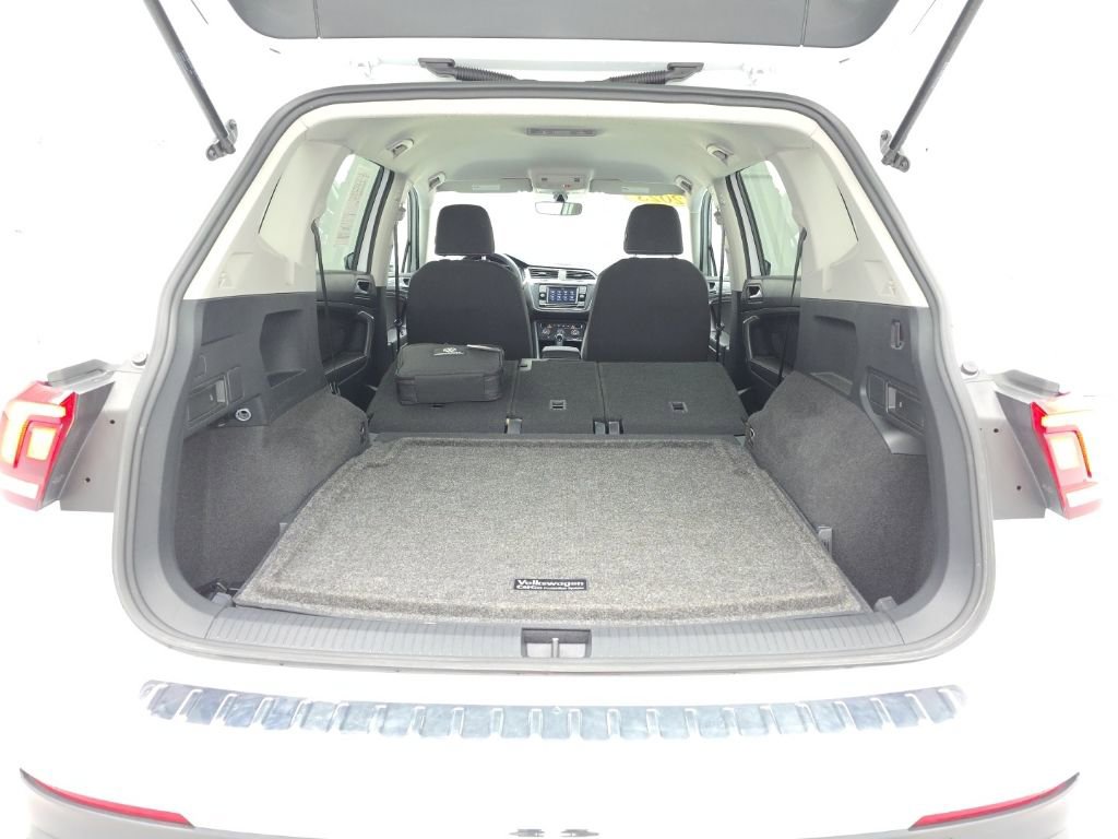 Used 2023 Volkswagen Tiguan S image 45