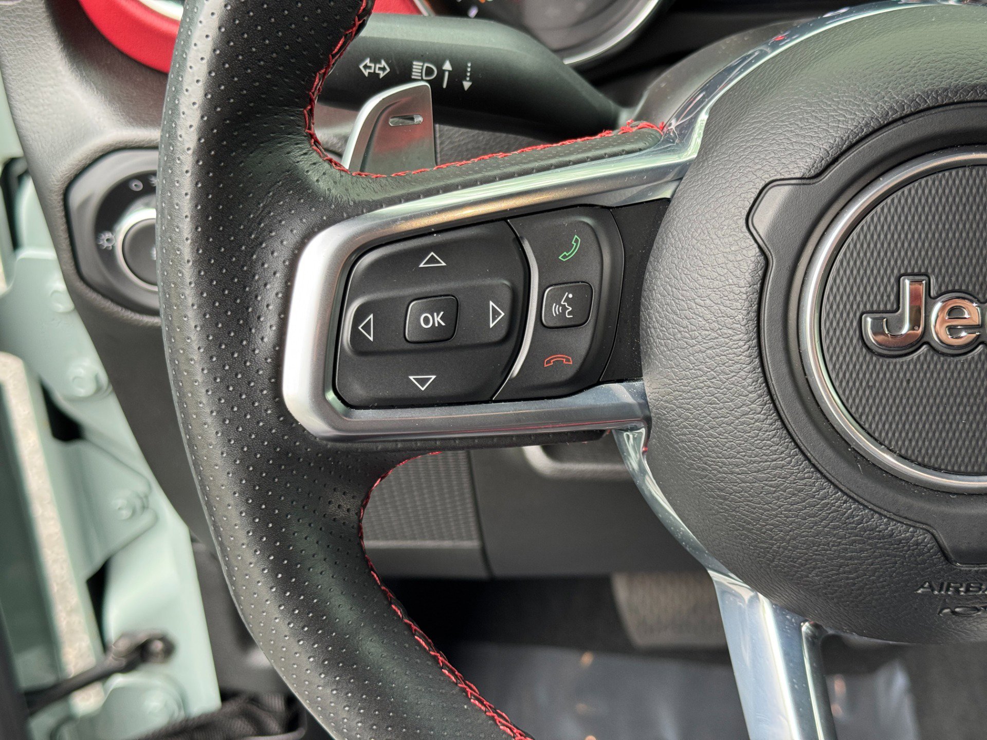 Used 2023 Jeep Wrangler Unlimited Rubicon 392 AWD/4WD image 34