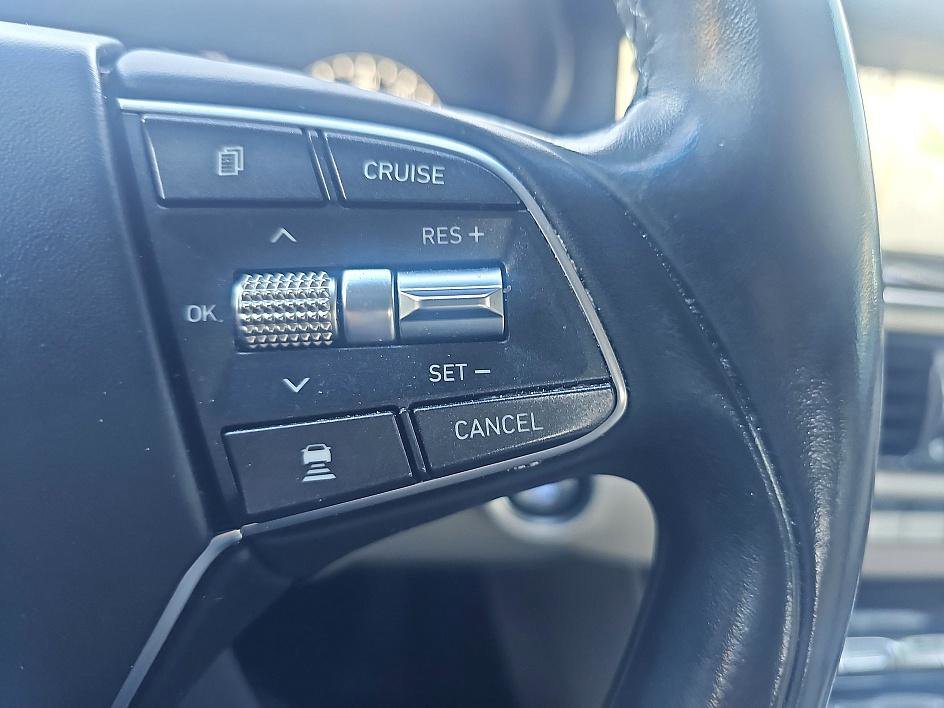 Used 2019 Genesis G90 3.3T Premium image 25