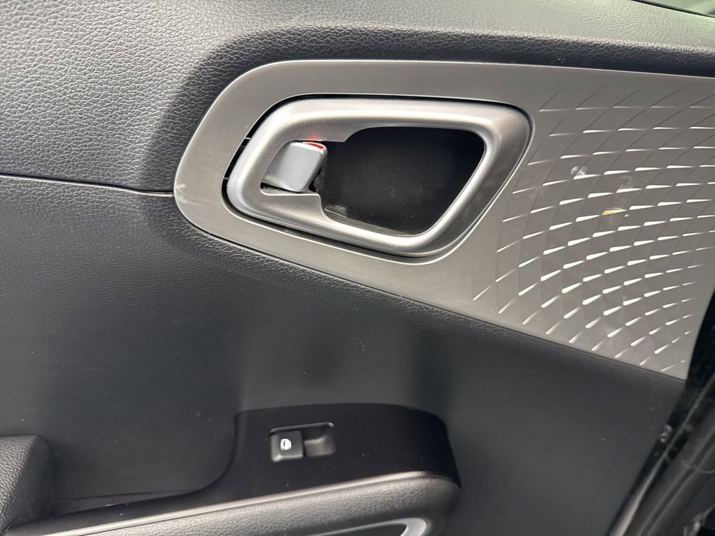 Used 2022 Kia Soul LX FWD image 27