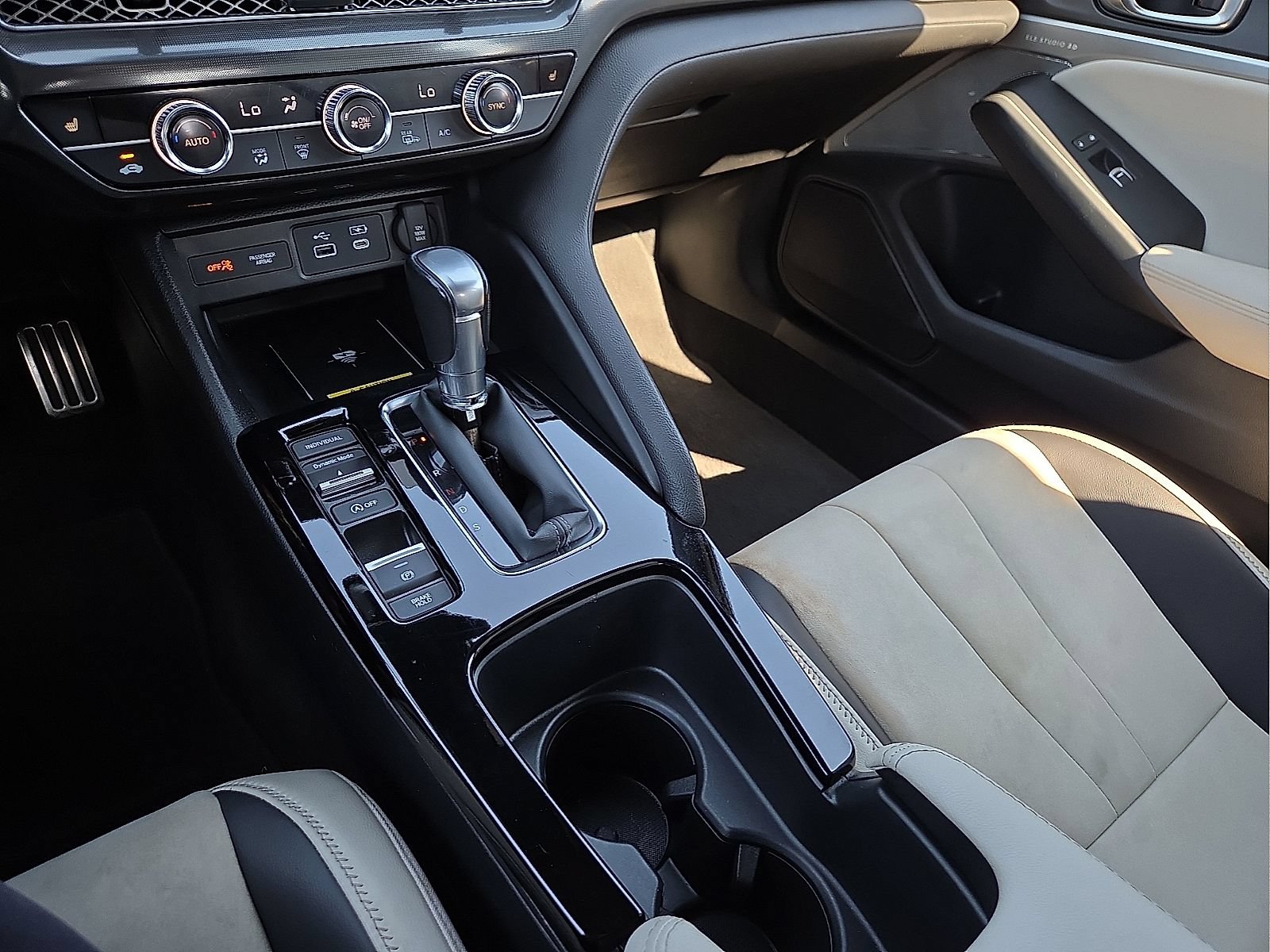 Used 2024 Acura Integra A-Spec w/ Technology Package FWD image 25