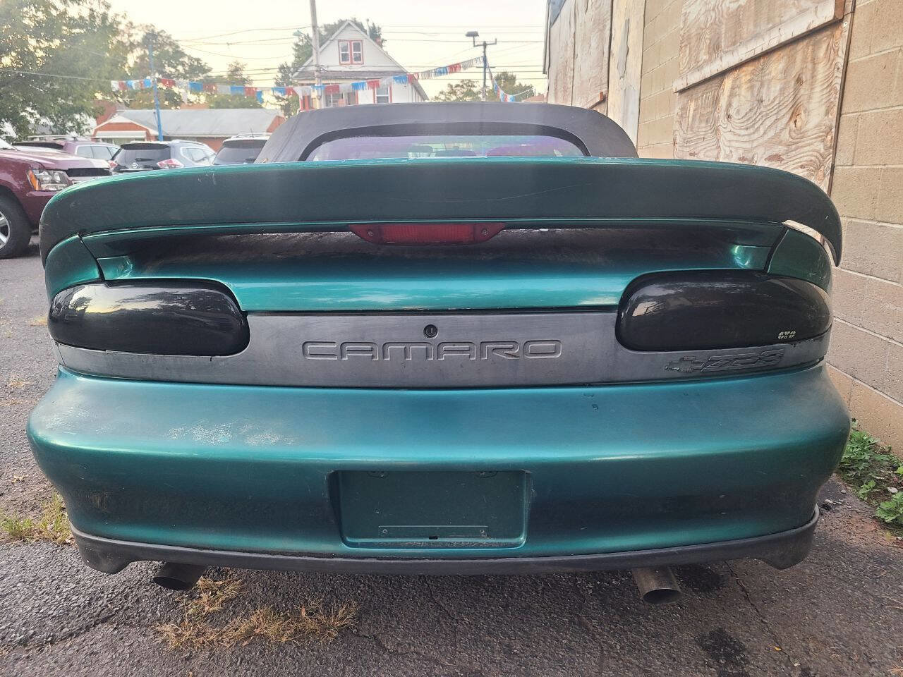 Used 1997 Chevrolet Camaro Z28 w/ Preferred Equipment Group 2 image 9