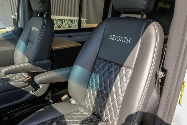 Used 2025 Mercedes-Benz Sprinter 2500 image 90