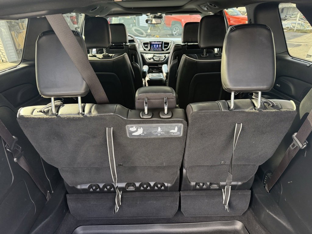 Used 2020 Chrysler Pacifica Limited w/ Advanced Safetytec Group image 15