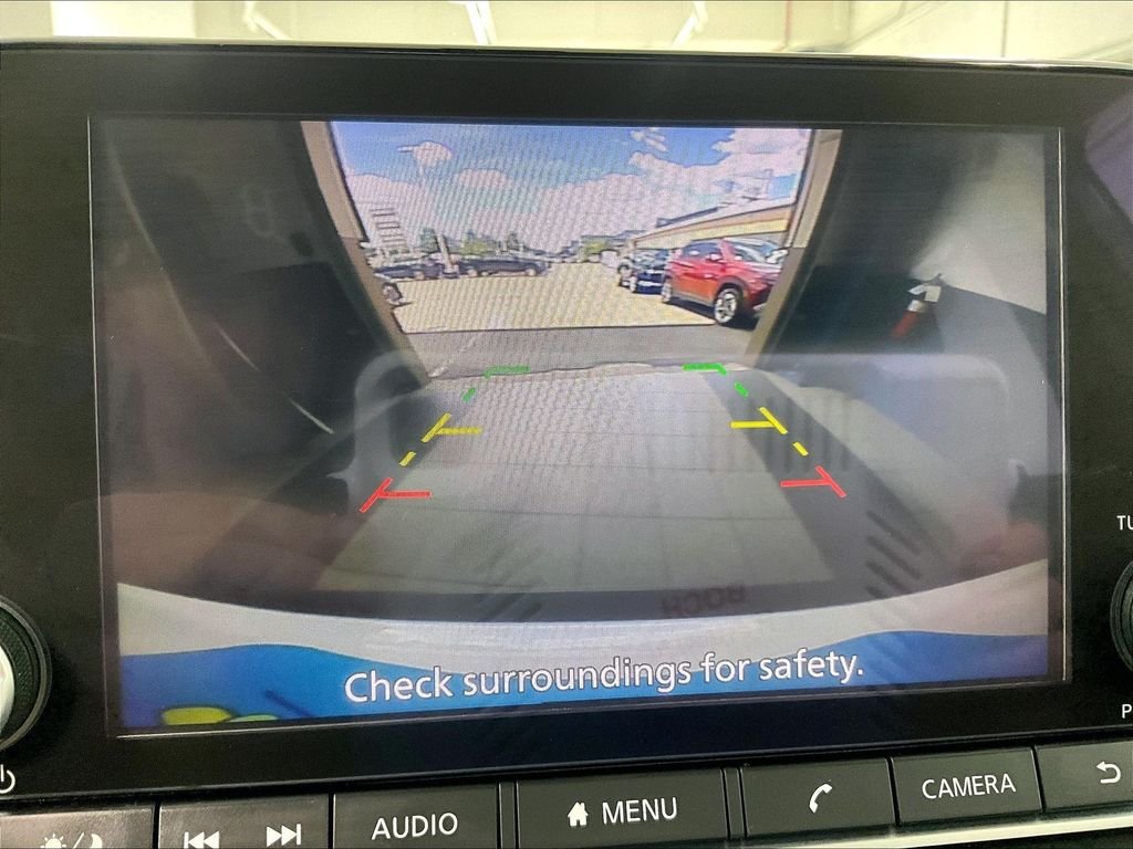 Used 2023 Nissan Rogue S AWD/4WD image 20