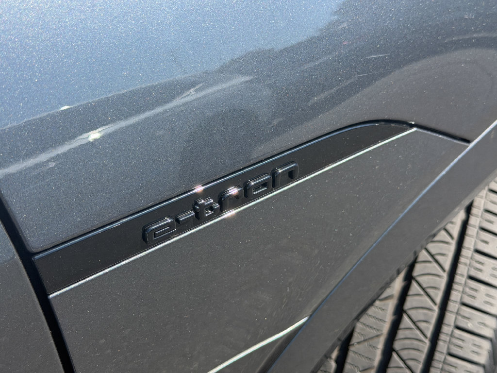 Used 2024 Audi Q8 e-tron Premium AWD/4WD image 5