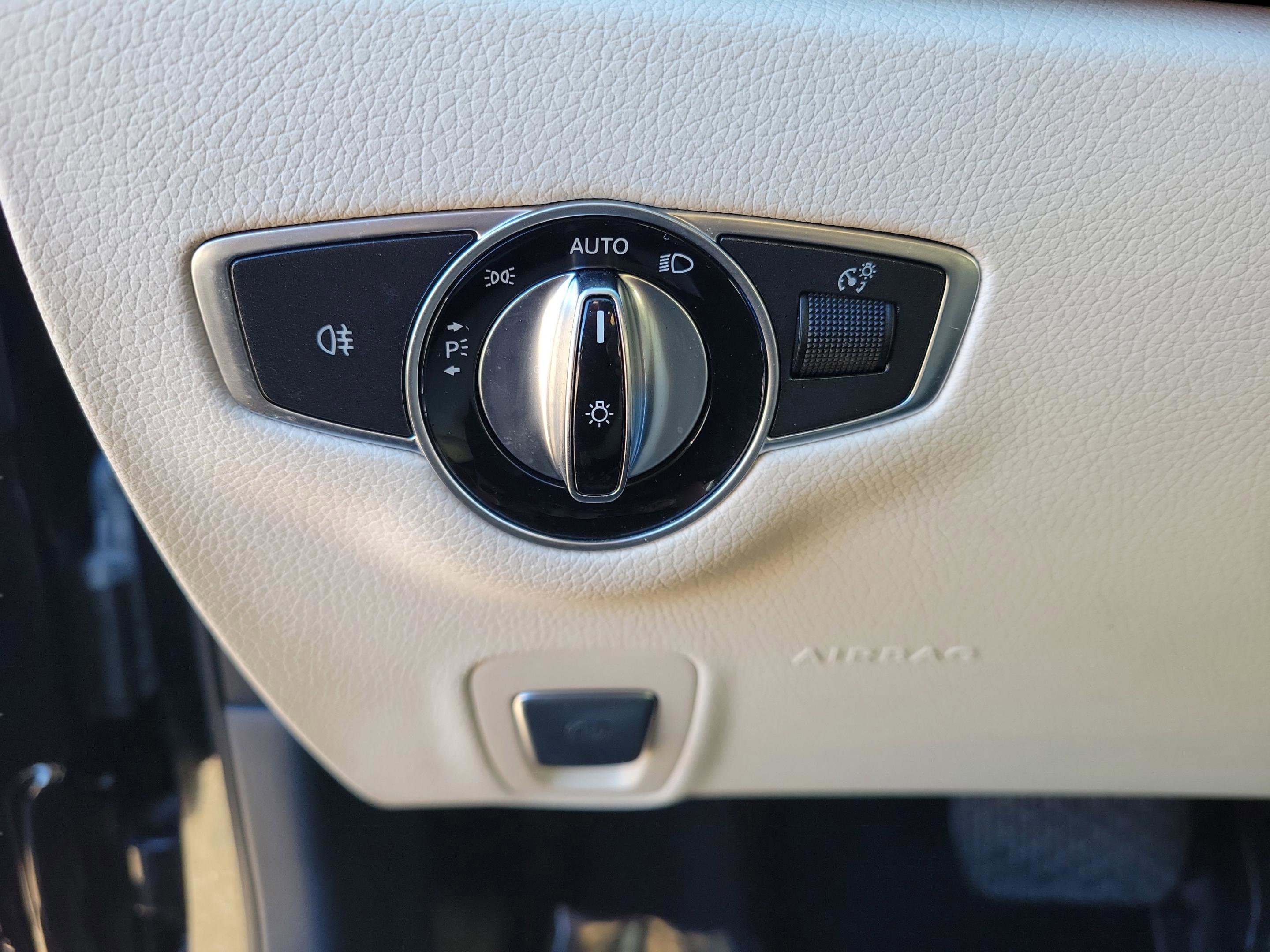 Used 2020 Mercedes-Benz E 350 Sedan image 24