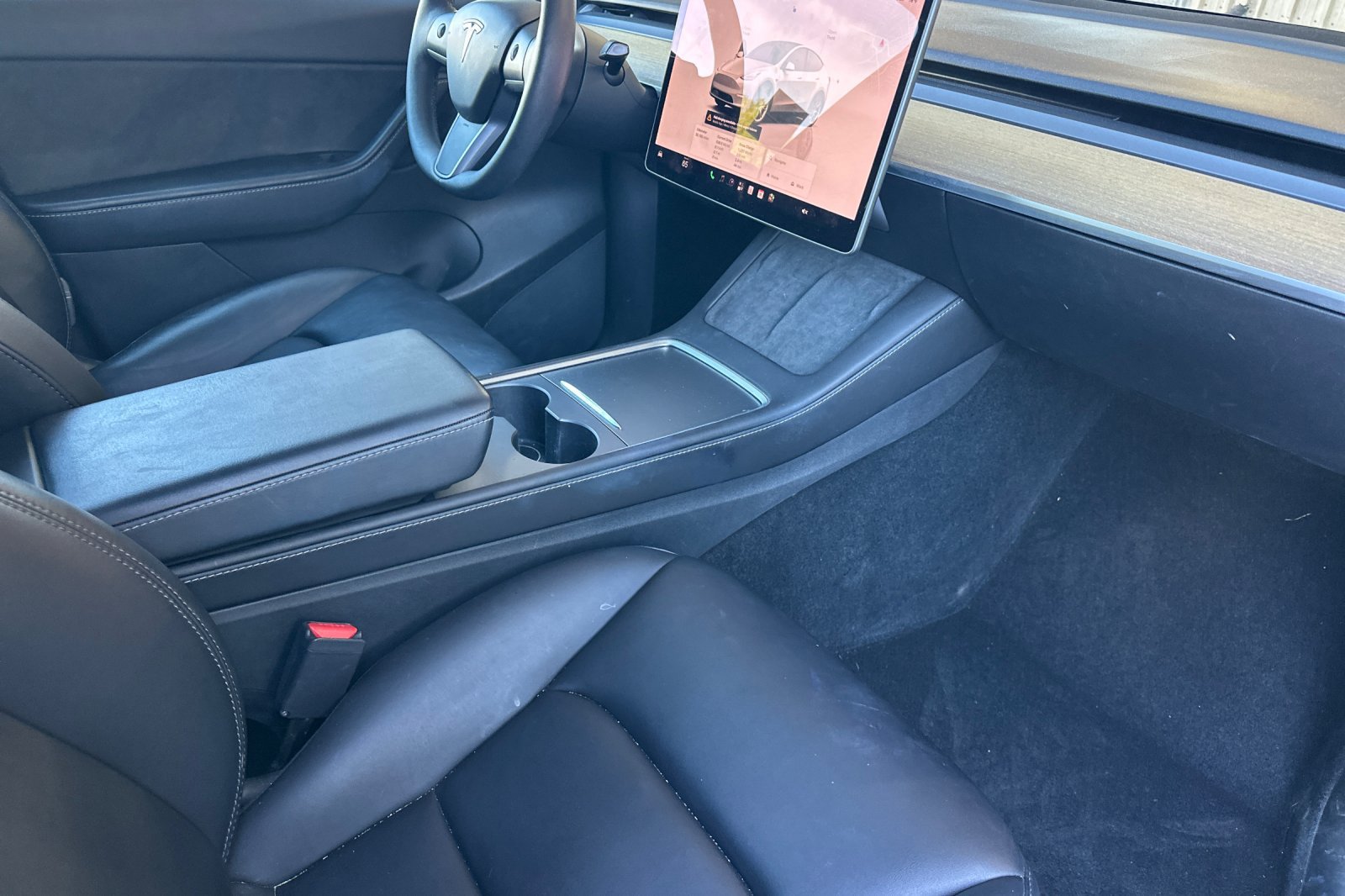 Used 2022 Tesla Model Y Long Range AWD/4WD image 14